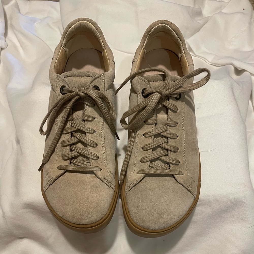 Used Birkenstock tennis shoes size 38 narrow